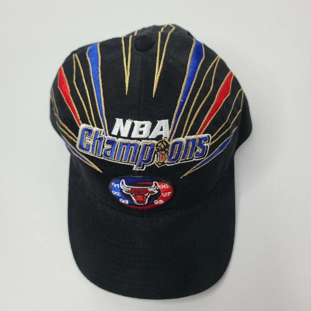 VIntage 1998 Chicago Bulls Championship Black Starter Adjustable The Right Hat